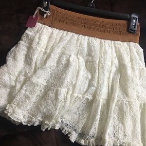 GIRLS SKIRT, Cream-colored, Just above the knee